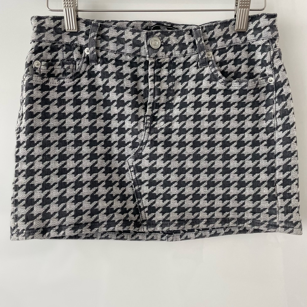 90’s Vintage 7 For All Mankind mini skirt